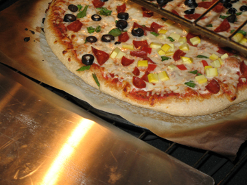 Homemade Pizza -- Everyday Homemaking